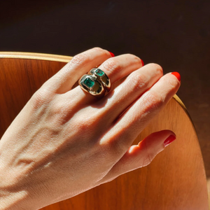 DOUBLE BALLOON RING WITH EMERALDS