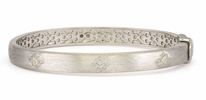 Moroccan Star Wide Bangle