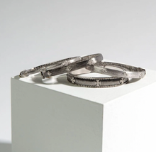 Load image into Gallery viewer, Moroccan Star Wide Bangle