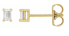 Load image into Gallery viewer, .08 CTW Diamond Stud Earring