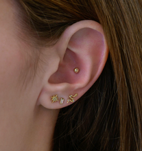 Load image into Gallery viewer, Anzie x Mel Soldera Tapered Cut Single Stud
