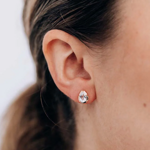 Mélia Pear Stud