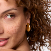 Load image into Gallery viewer, Solara Hoop - Small