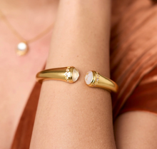 Load image into Gallery viewer, Rainbow Demi Cuff