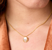 Load image into Gallery viewer, Rainbow Delicate Necklace