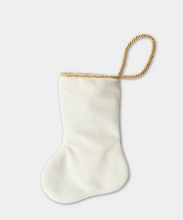 Load image into Gallery viewer, Dogwood Hill®- Alpine Christmas Candle