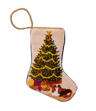 Load image into Gallery viewer, O Christmas Tree