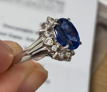 Load image into Gallery viewer, 2.95ct Oval No Heat Sapphire Platinum Ring