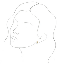 Load image into Gallery viewer, Moon and White Pearl Earring