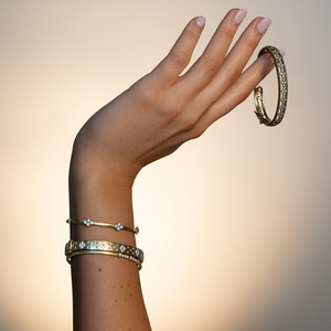 Provence Bangle with Three Diamond Quads